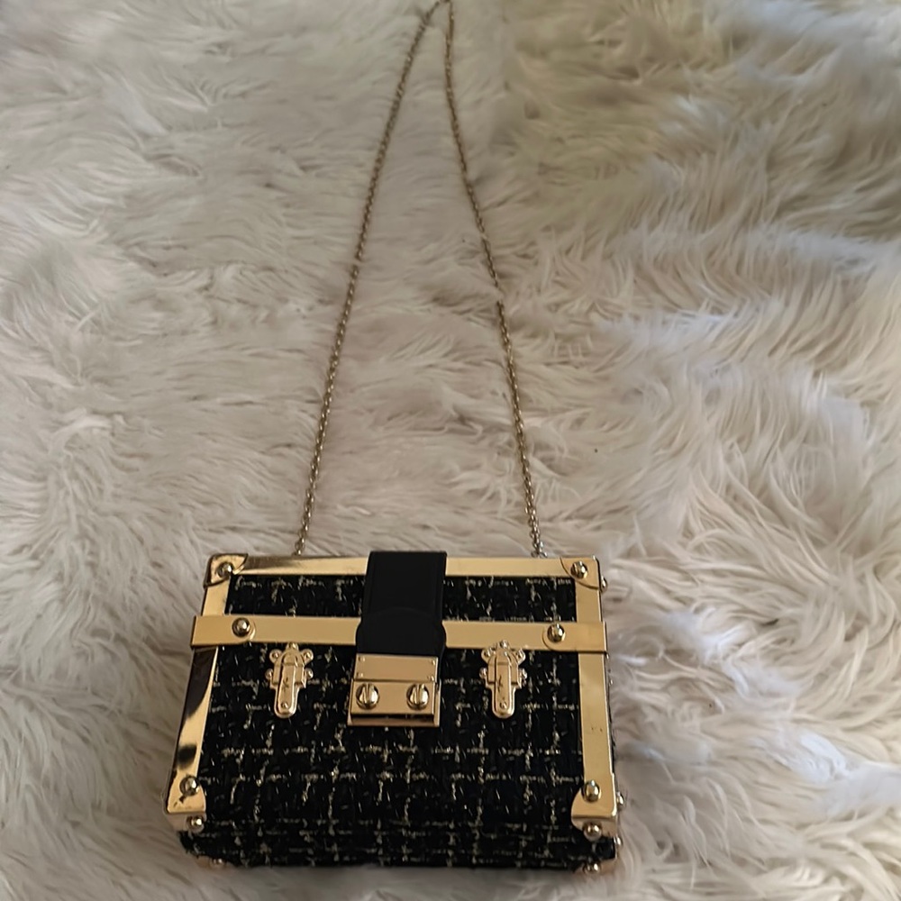 Inc Concepts crossbody/clutch bag.